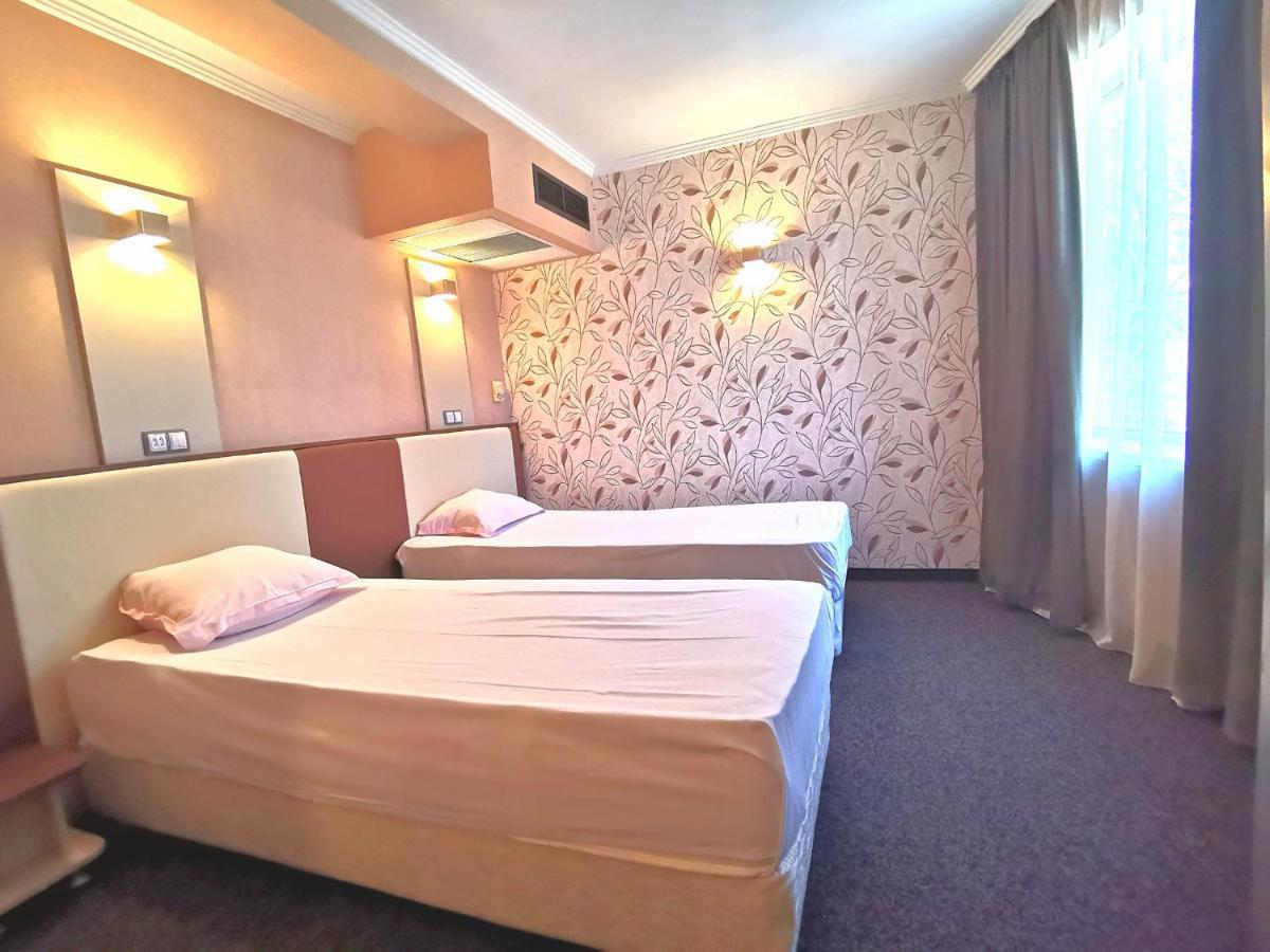 Elate Plaza Hotel Szófia Kültér fotó