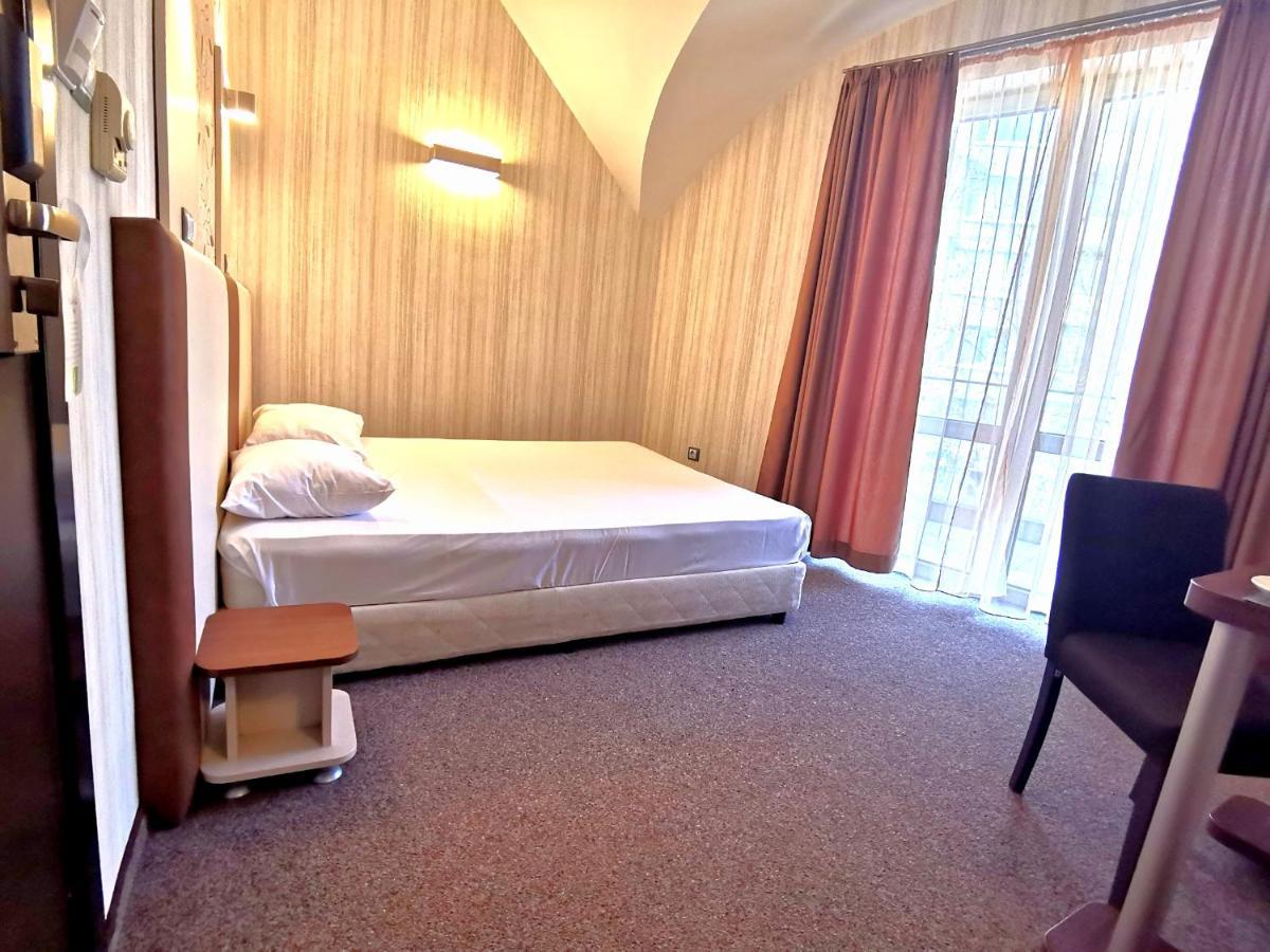Elate Plaza Hotel Szófia Kültér fotó
