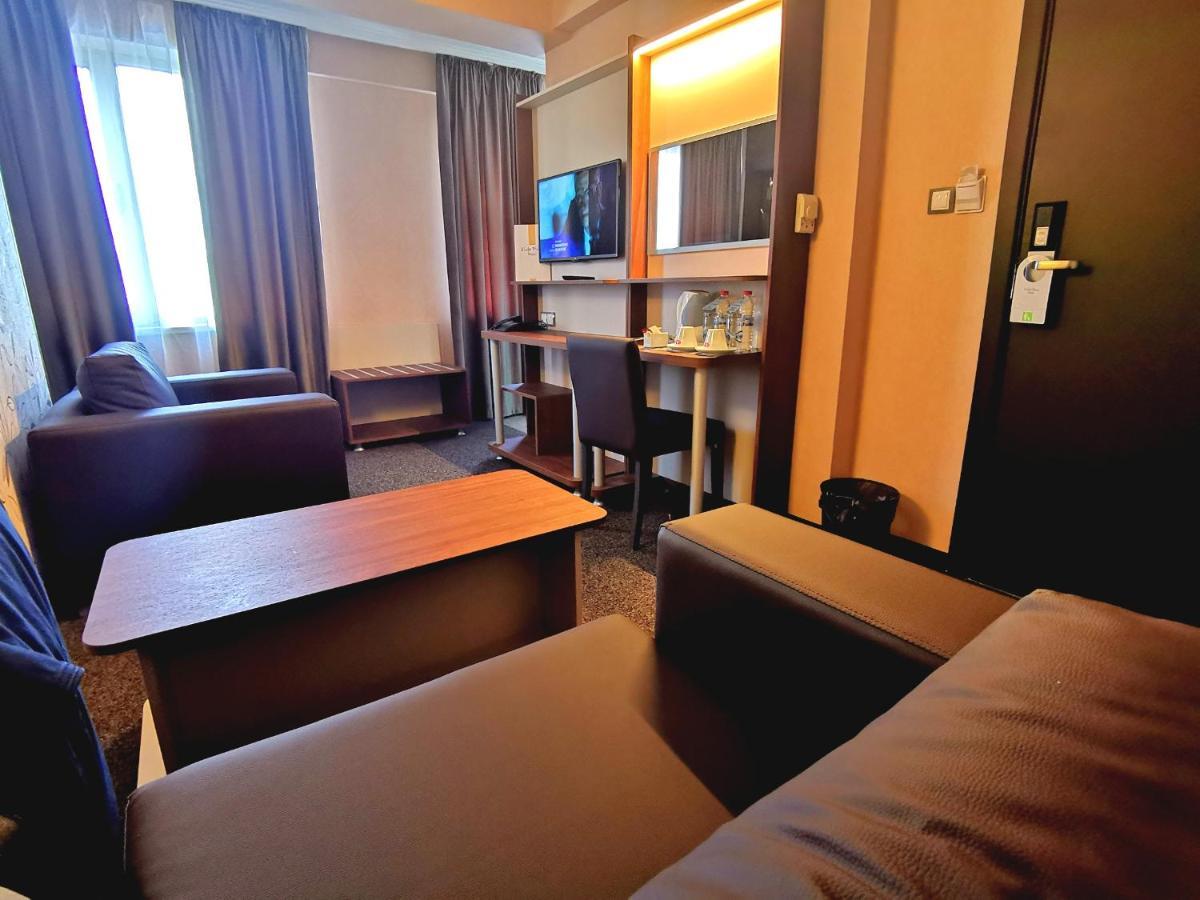 Elate Plaza Hotel Szófia Kültér fotó